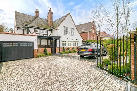 5 bedroom detached house to rent, The Bishops Avenue, Hampstead Garden Suburb, London