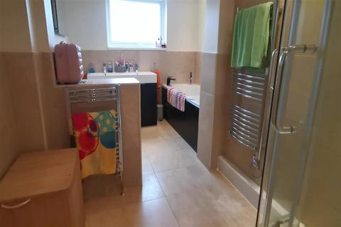 41 Bowes Wood, New Ash Green, Longfield, DA3 8QL