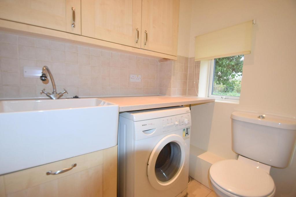 Utility cloakroom
