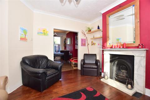 49 Montfort Road, Rochester, ME2 3EX