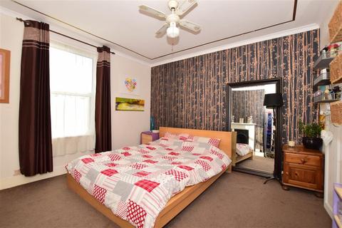 49 Montfort Road, Rochester, ME2 3EX