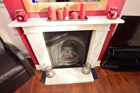 49 Montfort Road, Rochester, ME2 3EX