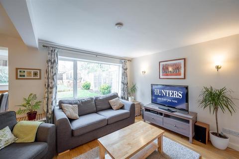 9 Copperbeech Close, Birmingham, B32 2HT