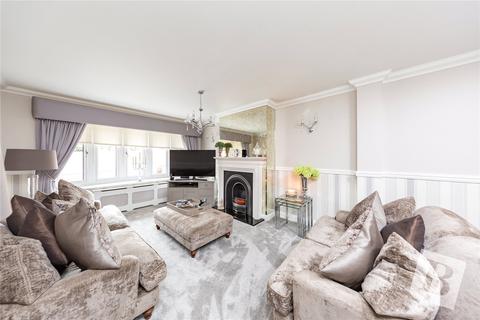 7 Kerry Drive, Upminster, RM14 1JB