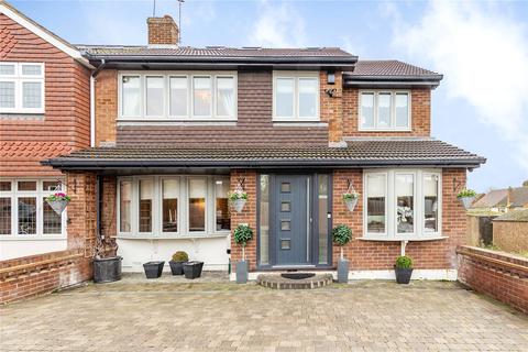 7 Kerry Drive, Upminster, RM14 1JB