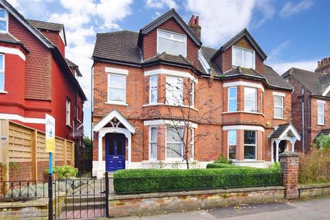 3 Beachborough Road, Folkestone, CT19 4AB