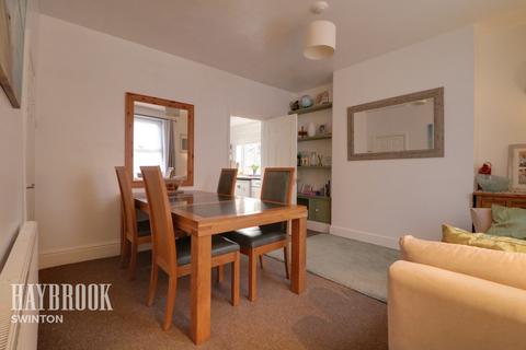 25 Low Road, Conisbrough, Doncaster, DN12 3AB