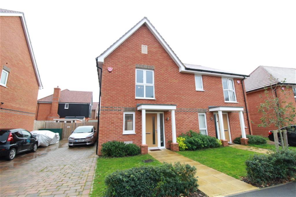 Archer Grove, Arborfield Green... 2 bed semi-detached house - £375,000