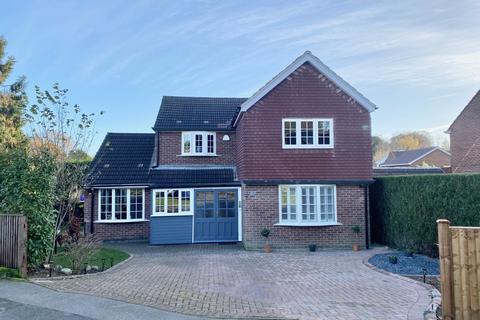 25 King Edwards Road, Ascot, SL5 8NY