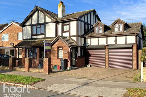 4 Bockings Grove, Clacton-on-sea, CO16 8DL