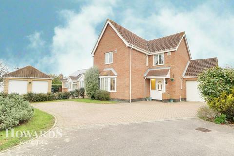 16 Cabin Close, Carlton Colville, Lowestoft, NR33 8GW