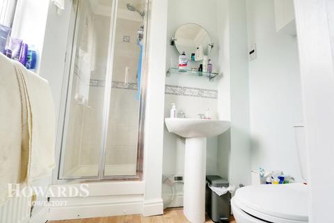 16 Cabin Close, Carlton Colville, Lowestoft, NR33 8GW