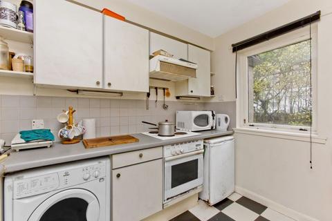 14/1 Sandport, Edinburgh, EH6 6PL