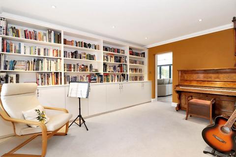 Westways Mill Lane, Chalfont St Giles, HP8 4NX
