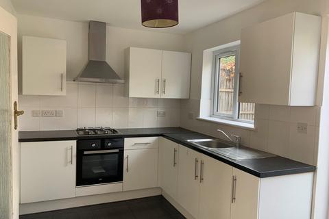 3 bedroom semi-detached house to rent, Ingleway, London, N12