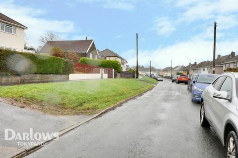 30 Manley Close, Tonyrefail, Porth, CF39 8NS