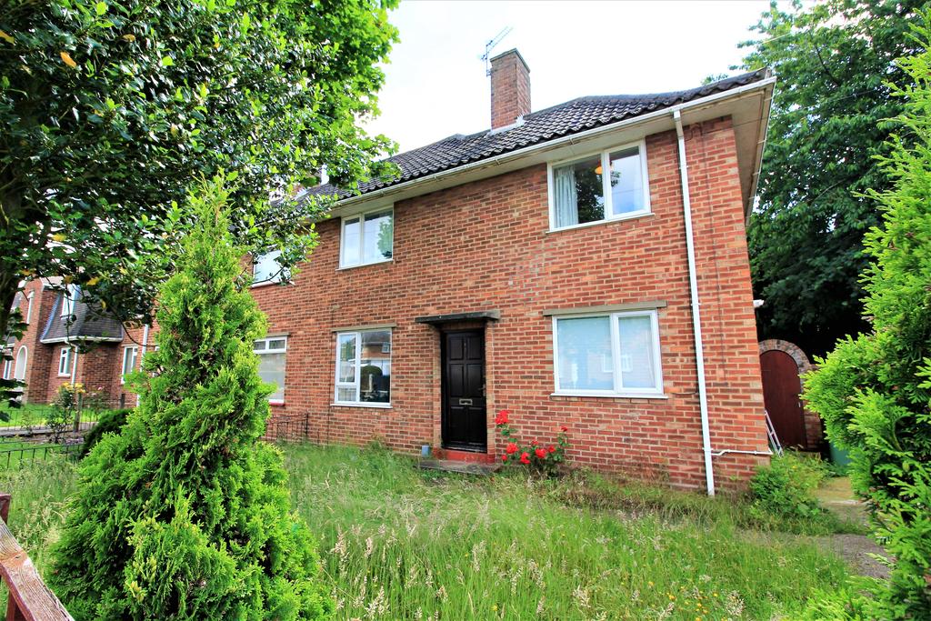 Pettus Road NR4 4 bed semidetached house £1,800 pcm (£415 pw)
