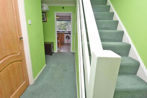 7 Fir Tree Close, Epsom, KT17 3LD