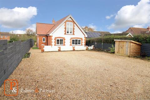 Uphill Back Road, Middleton, Saxmundham, IP17 3NY