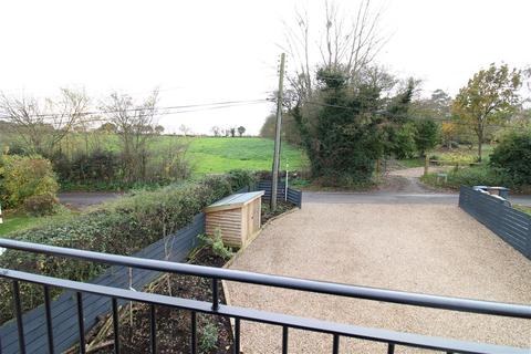 Uphill Back Road, Middleton, Saxmundham, IP17 3NY