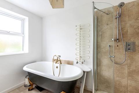 6 Elmbridge Road, Cranleigh, GU6 8NH