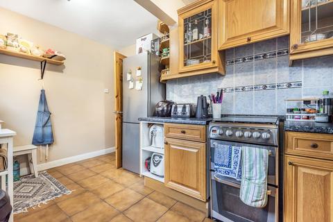 5 Braeside Avenue, London, SW19 3PU