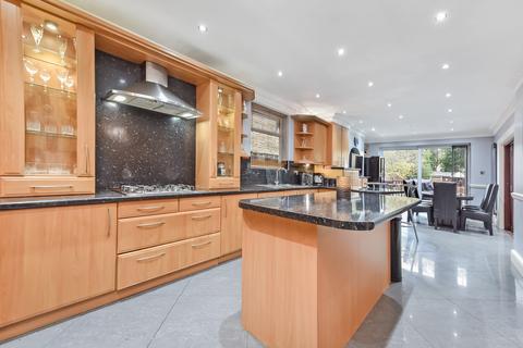 37 Inchmery Road, London, SE6 2NA