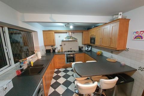 8 Leyfields, Lichfield, WS13 7NJ