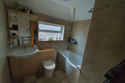 8 Leyfields, Lichfield, WS13 7NJ
