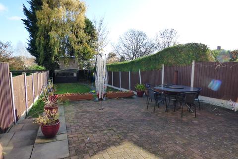 8 Leyfields, Lichfield, WS13 7NJ