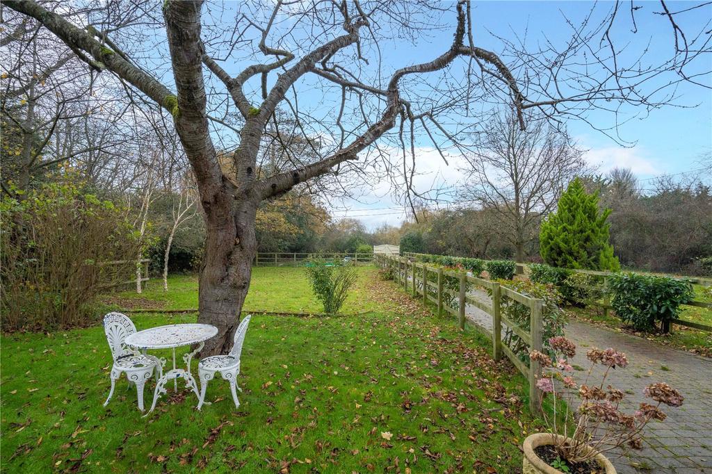 Toot Hill Road, Greensted, Ongar, CM5 3 bed detached bungalow for sale