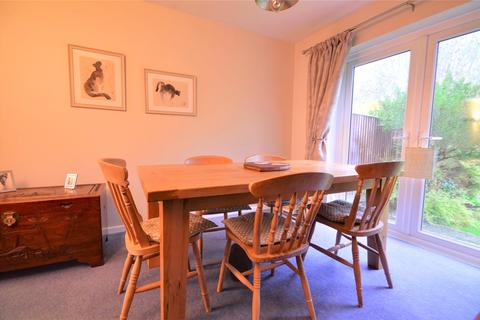 3 Faraday Avenue, East Grinstead, RH19 4AY