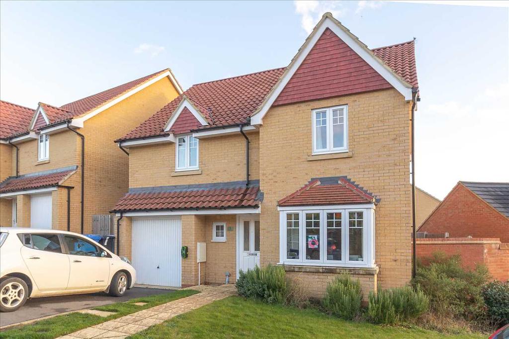 Virginia Crescent, Burton Latimer 4 bed detached house £1,300 pcm (£