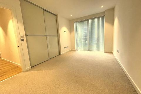 undefined, Fairfield Avenue,  Staines,  TW18