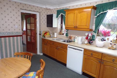 12 Buckingham Crescent, Clayton, Bradford, BD14 6EJ