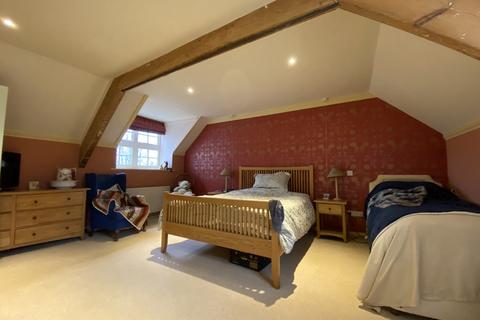Wallingbrook Lodge Leigh Road, Chulmleigh, EX18 7BL