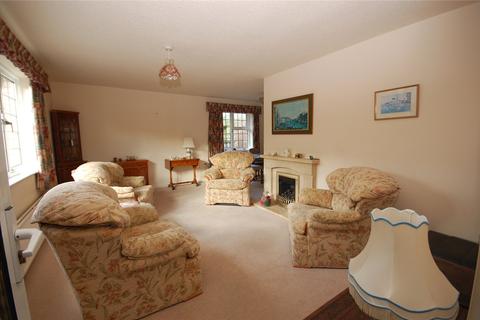 1 Edgemoor Road, Minehead, TA24 6DA