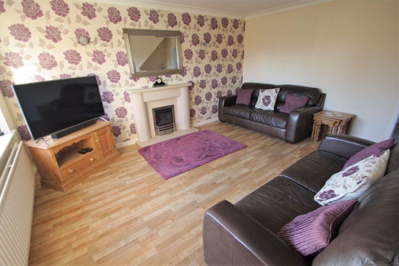 Wetherall Avenue, Yarm 4 bed detached house £1,000 pcm (£231 pw)