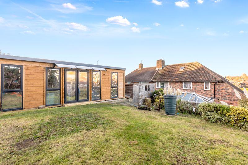 Denton Drive, Brighton 4 bed semidetached house £525,000