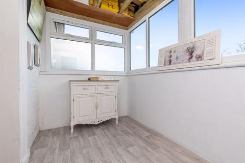 104 Denton Drive, Brighton, BN1 8DL