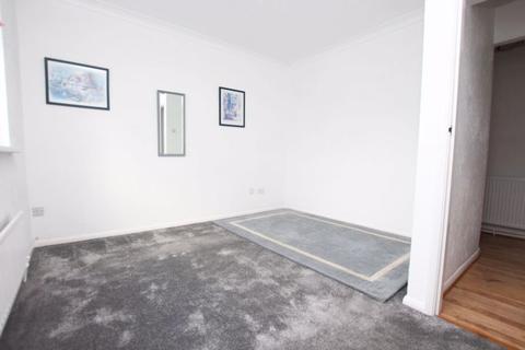 3 Grosvenor Crescent, Grimsby, DN32 0QJ
