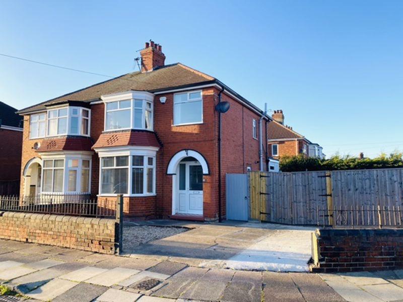 ROBSON ROAD, CLEETHORPES 3 bed semidetached house £185,000