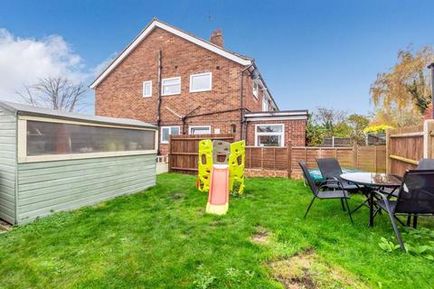 1 Lyminge Close, Sidcup, DA14 6RE