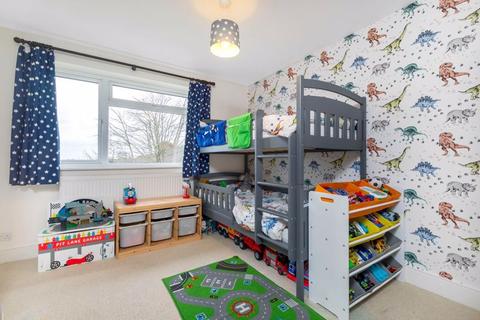 1 Lyminge Close, Sidcup, DA14 6RE