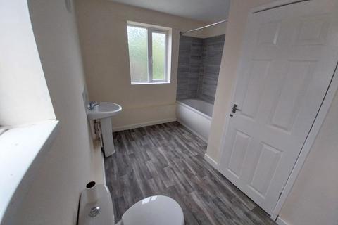 3 bedroom end of terrace house to rent, Morrison Avenue, Maltby, Rotherham, S66 7EY