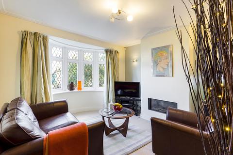 2 Newnham Avenue, Ruislip, HA4 9RN