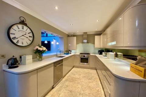 35 Abbey Drive, Dartford, DA2 7WP