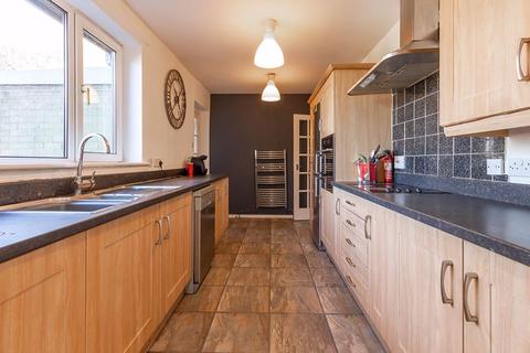 40 Ancaster Road, Whickham, Newcastle Upon Tyne, NE16 5BQ