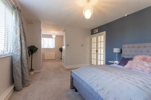 40 Ancaster Road, Whickham, Newcastle Upon Tyne, NE16 5BQ