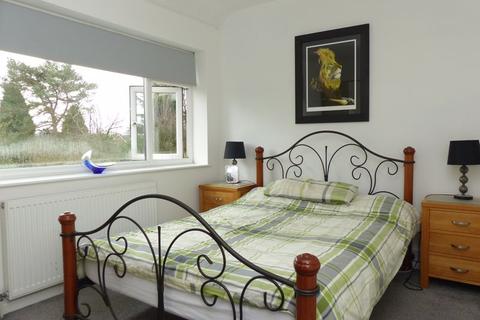64 Willmott Road, Sutton Coldfield, B75 5NS